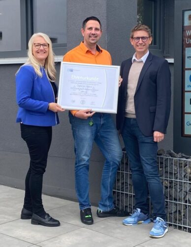 IHK Ehrenurkunde zu 25-Jahre Onlinemarketing Niederbayern